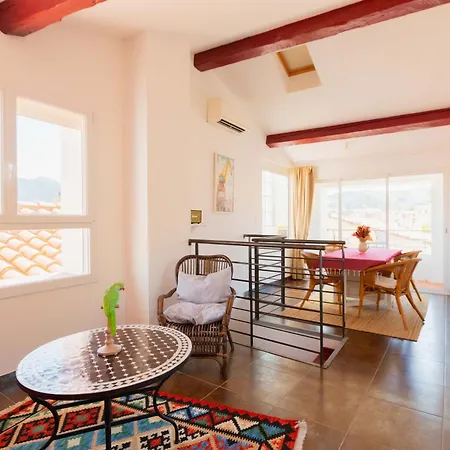 Holiday home Regina's - Town House Close To *
