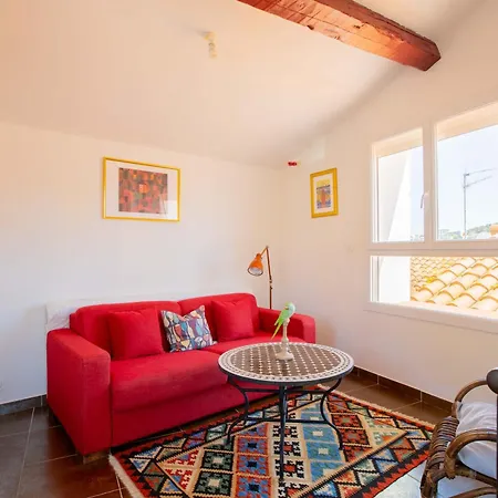 Holiday home Regina's - Town House Close To